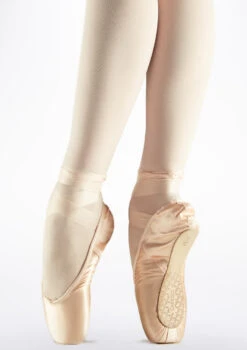 Capezio Glissé Pointe Shoe -dance costume 102 capezio glisse pointe shoe pink front T 82713.1698804268
