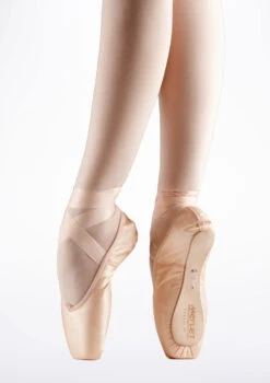 Merlet Prelude Pointe Shoe - Soft Shank 9 Merlet Prelude Pointe Shoe - Soft Shank -dance costume MLPREL MAIN BPK T 16699.1698809420