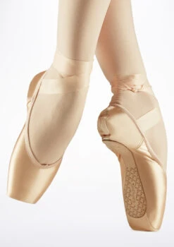 Capezio Cambre Tapered Pointe Shoe 6 Capezio Cambre Tapered Pointe Shoe -dance costume ca 1129w capezio cambre tapered pointe shoe pink side no1 99132.1678927020